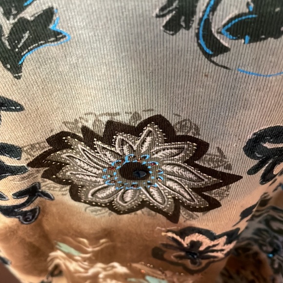 NEW Womens 3/4 sleeve v neck top. Size M Le Mieux Studio brand. Multi colour - Picture 3 of 11